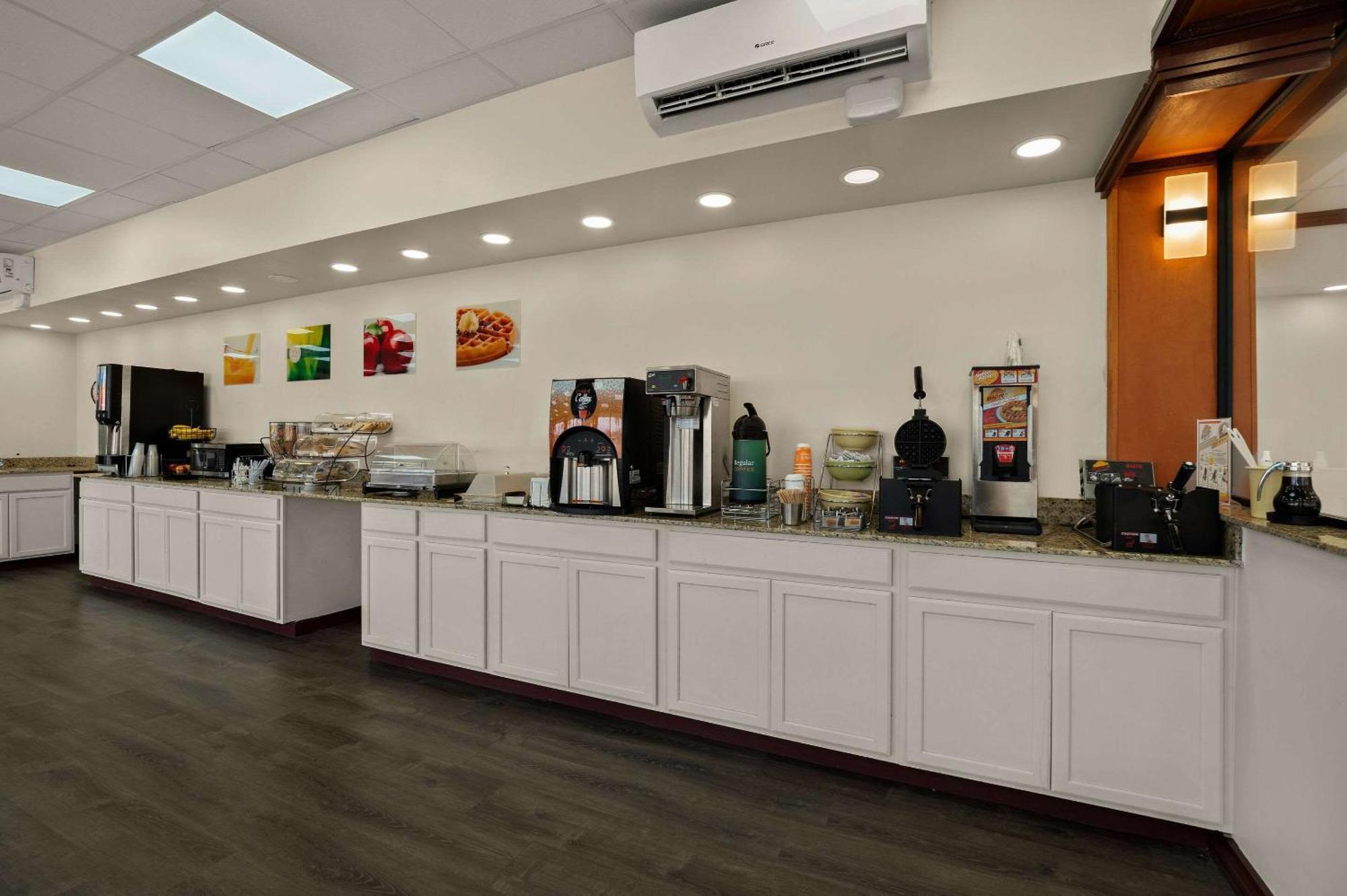 Econo Lodge Yemassee Extérieur photo